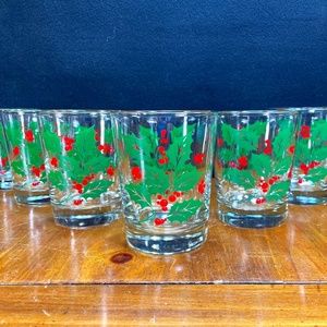 Vintage Holly Berry Christmas Holiday Old Fashioned Low Ball Glasses Set of 7